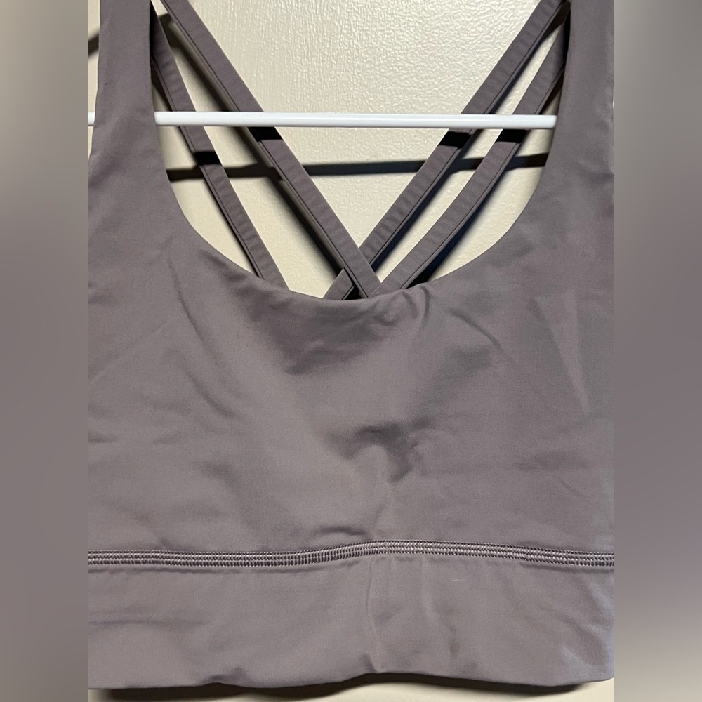 Lululemon longline Energy Purple Sports Bra with Strappy Crisscross Back, size 8 - Picture 4 of 5
